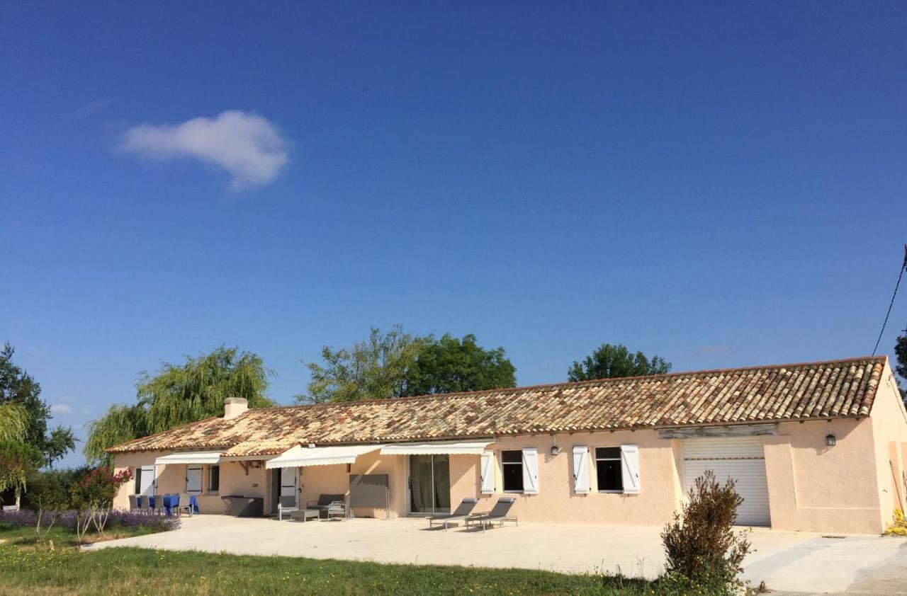 La Sainte Agnante Et Ses Roselieres Villa Luaran gambar
